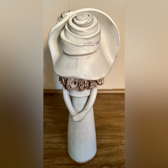 Veronica Ballan Rawlinson Alnwick Studio Pottery Standing Lady Faceless Figurine - Picture 5 of 9